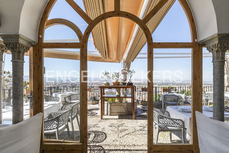 Foto 2cb60ad8-8ee7-4e93-87cd-fbd99bbac8bd. Masia amb calefacció aparcament a San Matías - Realejo Granada