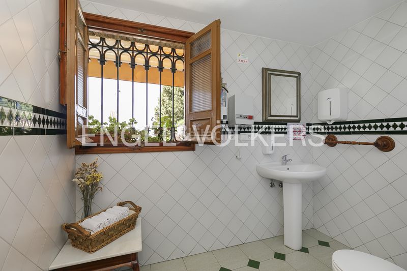 Foto a54acab2-c2be-4181-bb0a-dd77b838b0a5. Masia amb calefacció aparcament a San Matías - Realejo Granada