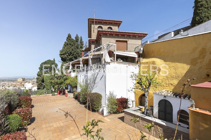 Foto d4cbd38d-a1f1-4577-bb19-fefca84dd95e. Masia amb calefacció aparcament a San Matías - Realejo Granada