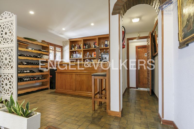 Foto d7dbd887-93bd-4dce-9d5a-751c31df3fcd. Masia amb calefacció aparcament a San Matías - Realejo Granada