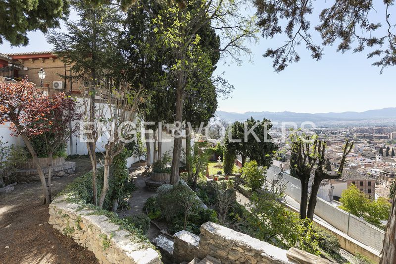 Foto fe33948d-dd81-4e4b-89f9-541caf4baf3a. Masia amb calefacció aparcament a San Matías - Realejo Granada