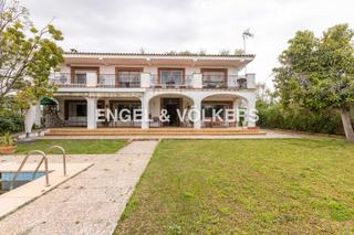 Masia a Sanlúcar la Mayor. Un refugio de lujo en plena naturaleza, a un paso de sevilla
