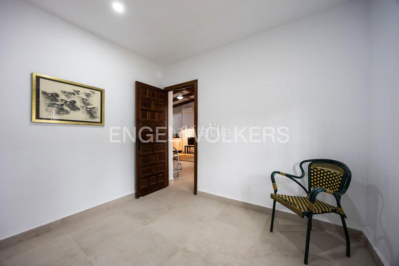 Foto 6ce8bcb2-404f-43b2-a74d-fd2793ce2a78. Casa con riscaldamento parcheggio piscina in Las Lagunas - Campano Chiclana de la Frontera