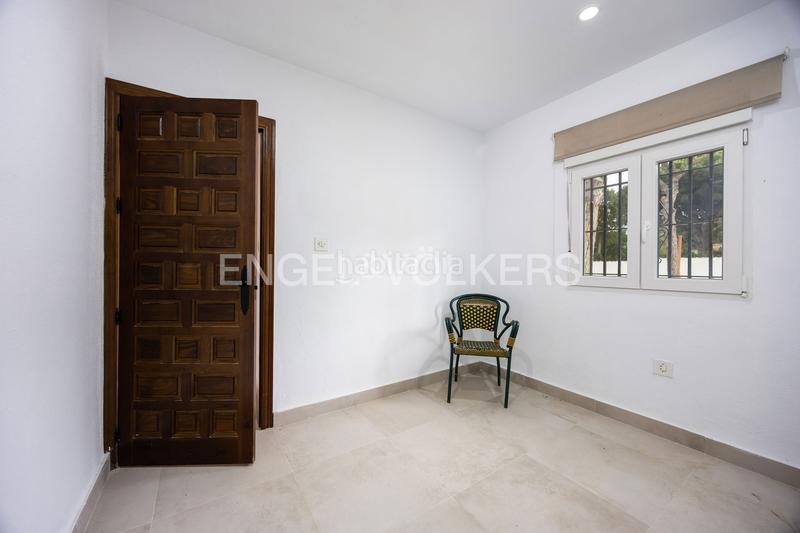 Foto acae9468-c1c1-4ba4-ae39-7818d8a8b4db. Casa con riscaldamento parcheggio piscina in Las Lagunas - Campano Chiclana de la Frontera