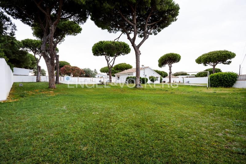 Foto bfa54732-a701-4107-9ad1-599ef2d03aa3. Casa con riscaldamento parcheggio piscina in Las Lagunas - Campano Chiclana de la Frontera