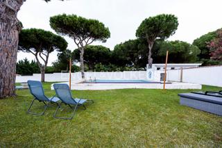 Casa a Las Lagunas - Campano. Casa restaurada con jardín y piscina en chiclana