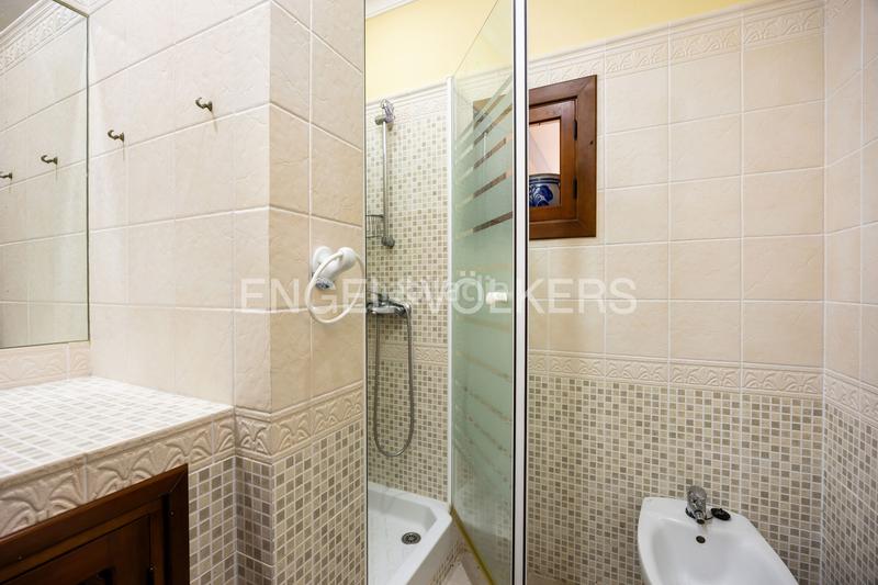 Foto fc137557-9c52-4d4c-86f8-0c45fcd18efd. Casa con riscaldamento parcheggio piscina in Las Lagunas - Campano Chiclana de la Frontera