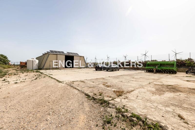 Foto bd20345d-1a68-4d69-a434-a0886420e060. Masía exclusiva finca con gran potencial , ideal para proyecto residencial, turístico o agrícola y cerca de la costa gadi en Puerto Real