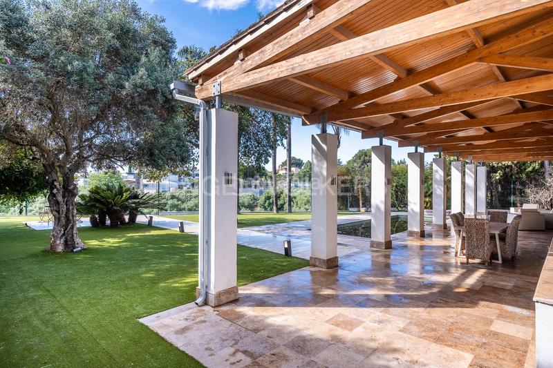 Foto 13f9b8f7-8d01-4fa5-878b-4a0c5dc27e4f. Casa exclusivo oasis de lujo con piscina privada , sevilla en Gelves