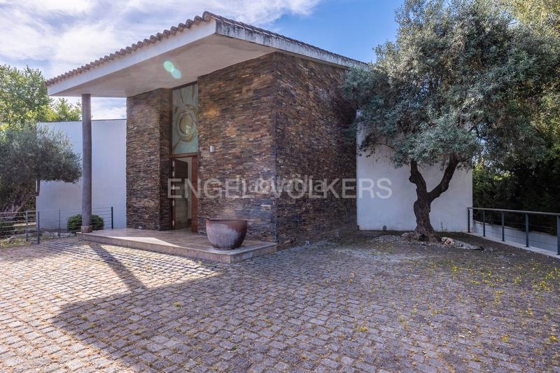 Foto 4ea4d47d-5dbb-4266-bb70-7e279ead52d3. Casa exclusivo oasis de lujo con piscina privada , sevilla en Gelves