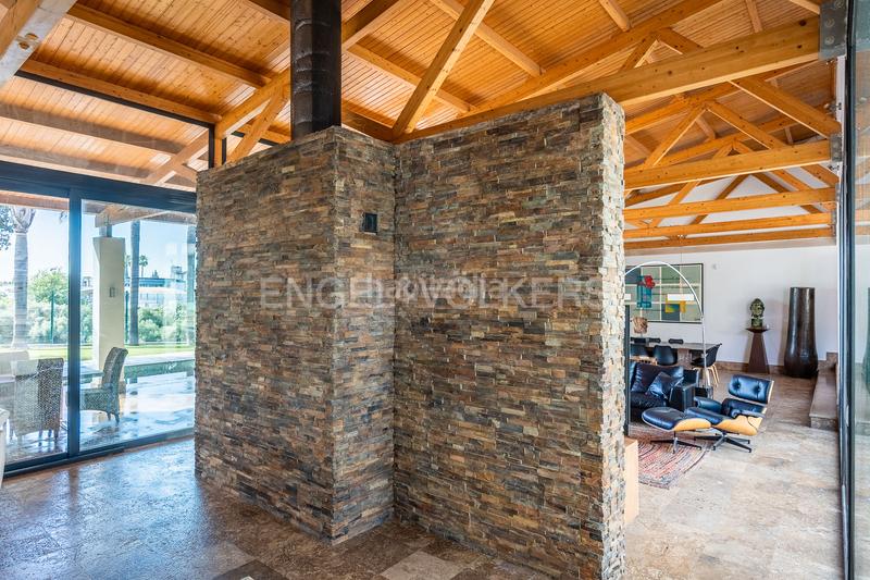 Foto 503aeeaf-5b10-4c90-ae97-11172492e8e4. Casa exclusivo oasis de lujo con piscina privada , sevilla en Gelves