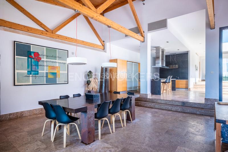 Foto 862d7545-4ed6-4288-acfc-4e2820bfa37d. Casa exclusivo oasis de lujo con piscina privada , sevilla en Gelves