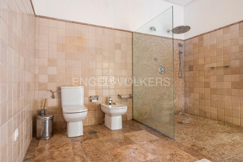 Foto a5c461c7-03db-4a5b-8166-0fdeb0d0989c. Casa exclusivo oasis de lujo con piscina privada , sevilla en Gelves
