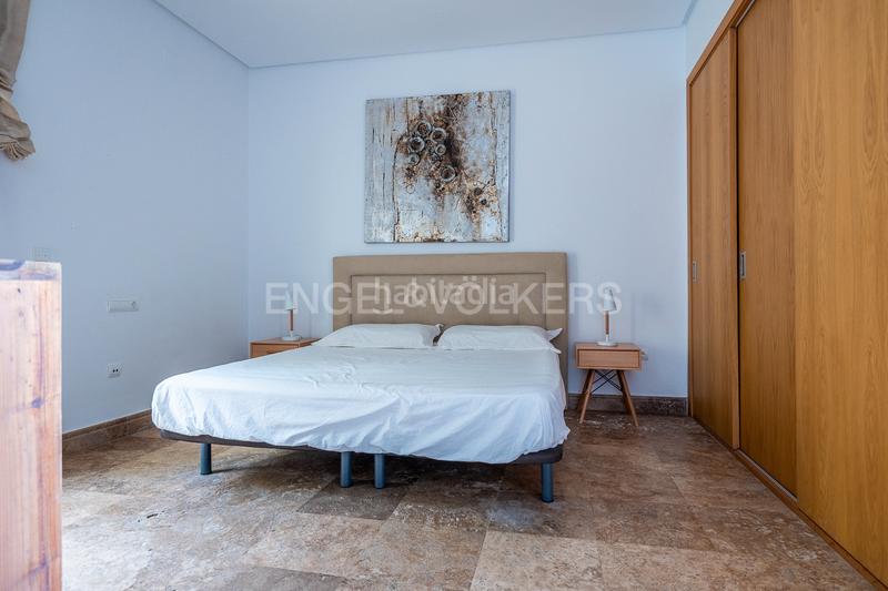 Foto b26e19c7-d69e-48bf-a30e-b4c4ccc73e0b. Casa exclusivo oasis de lujo con piscina privada , sevilla en Gelves