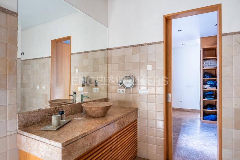 Foto bf91fceb-51fb-4aeb-9c79-a10e0936d3c8. Casa exclusivo oasis de lujo con piscina privada , sevilla en Gelves