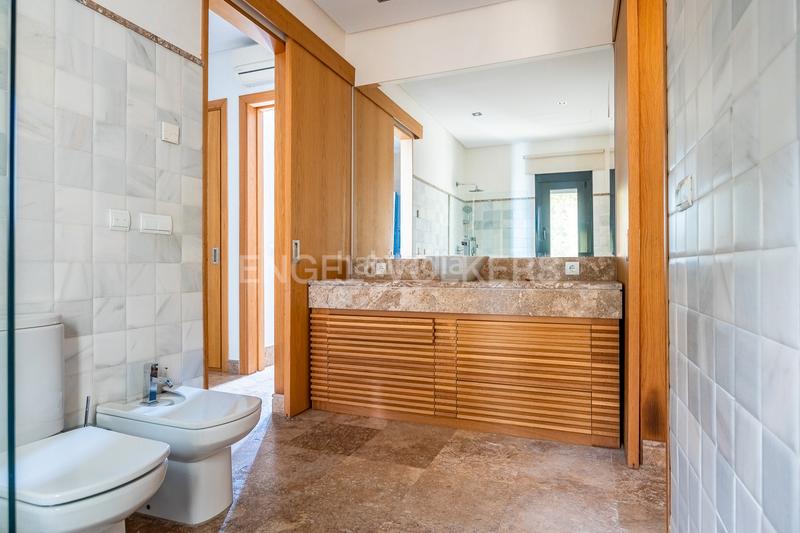 Foto f5459ce6-4ff6-4fb1-b362-856bcffe9d70. Casa exclusivo oasis de lujo con piscina privada , sevilla en Gelves