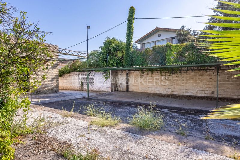 Foto 0bf2f073-289b-4006-acd5-0e6e8f6f508e. Casa amb calefacció piscina a Valencina de la Concepción