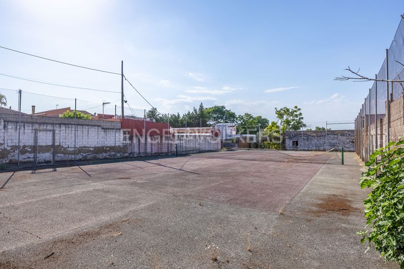 Foto 2e1f6d75-a248-4d5f-87b6-ede44ffe573c. Casa amb calefacció piscina a Valencina de la Concepción