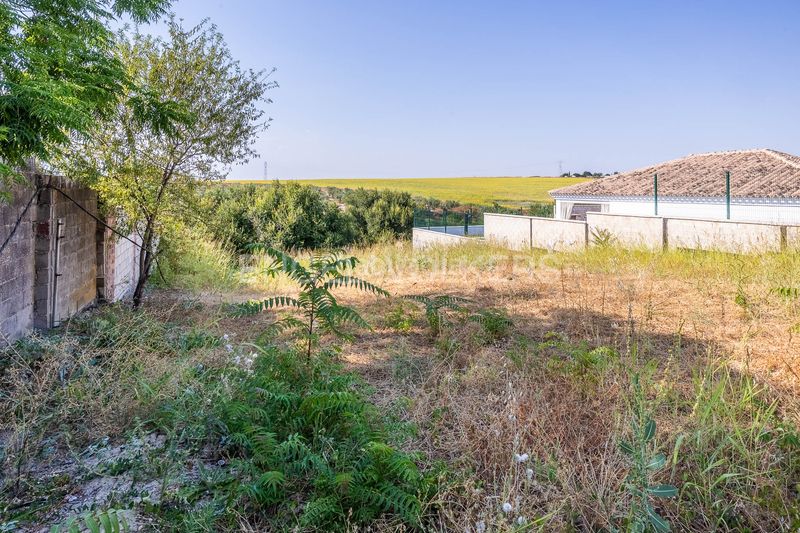 Foto a3db223d-8f30-456a-8a49-0eba337b12b4. Casa amb calefacció piscina a Valencina de la Concepción