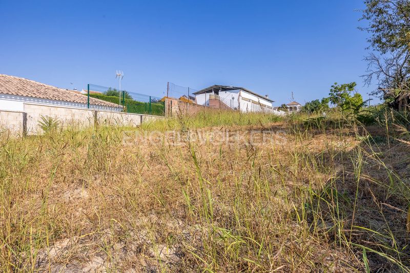 Foto cf7f953f-49bb-48ba-85c9-49a41abc6c94. Casa amb calefacció piscina a Valencina de la Concepción