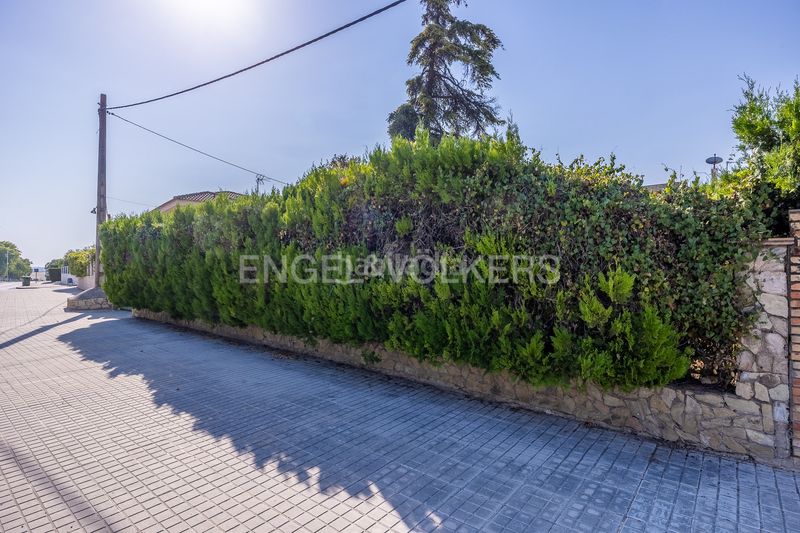Foto d823d5b8-1d50-4b88-afa2-fecfbba73ce1. Casa amb calefacció piscina a Valencina de la Concepción