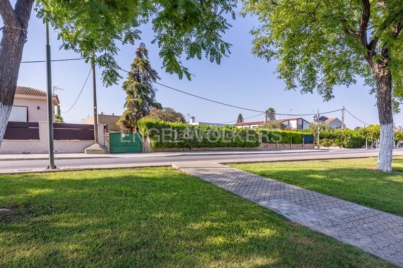 Foto f4ac3c1f-dc42-4d41-997c-ce9b044e949c. Casa amb calefacció piscina a Valencina de la Concepción
