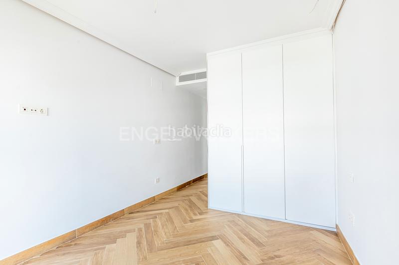 Foto 574e43cb-c99a-49fa-a133-d5a49d12c1ef. Apartamento piso reformado a estrenar en el corazón de triana en Sevilla