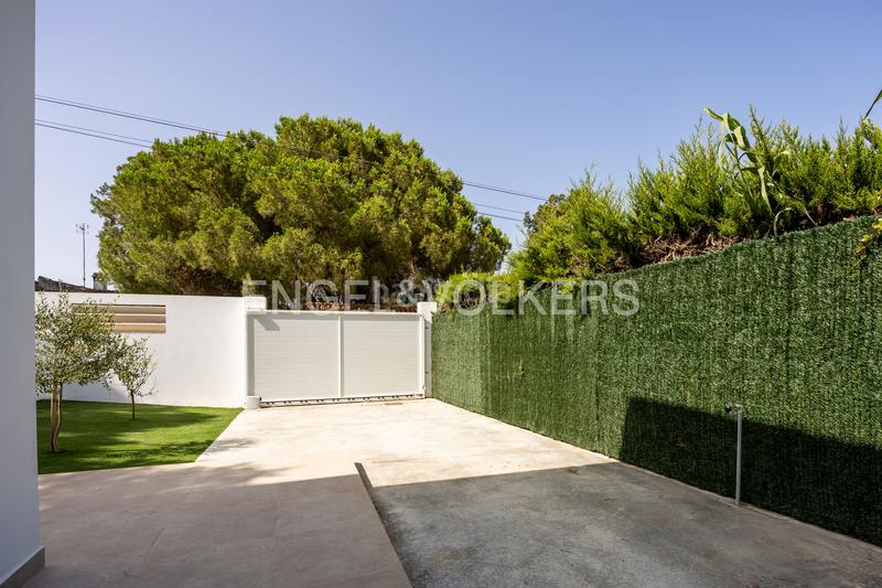 Foto ed29ce7b-3e84-4487-a423-a1720f46099c. Miete haus mit heizung parking pool in Los Gallos Chiclana de la Frontera