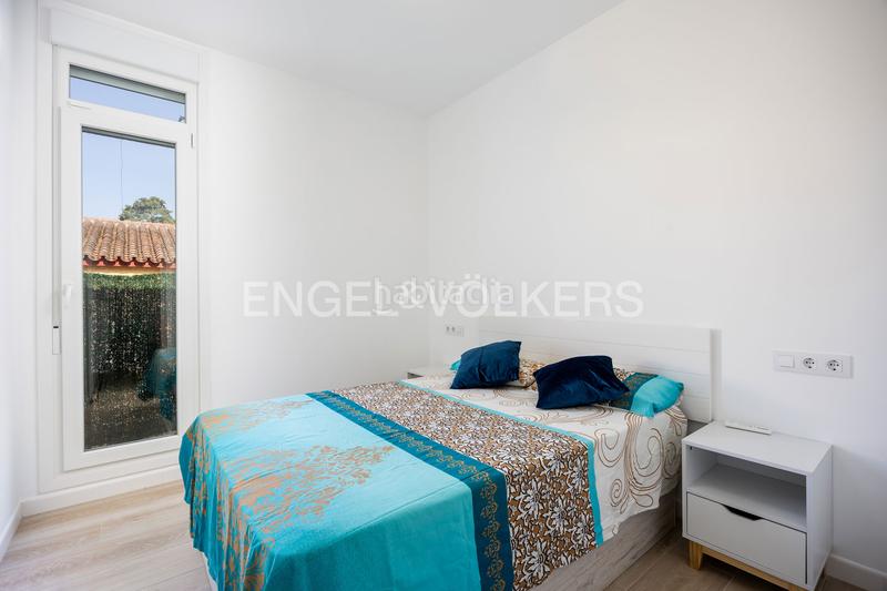 Foto 9d9eac2b-420d-4170-b68e-b452d16c333e. Rent house with heating parking pool in Los Gallos Chiclana de la Frontera