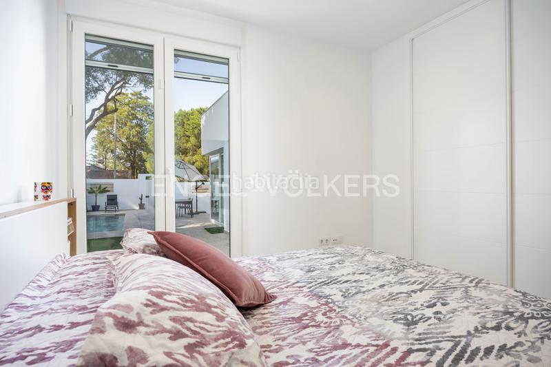 Foto c34b163d-d675-4097-9312-8fef3262f00b. Rent house with heating parking pool in Los Gallos Chiclana de la Frontera