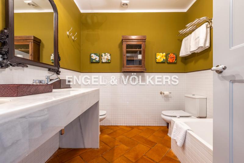 Foto 06d09428-aa7d-4c76-948f-e5e1f72d91fc. Casa inversión con alma casa única con potencial residencial y turístico. en Zufre