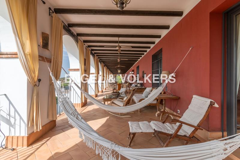 Foto 3ce36a3e-6bfa-4ce1-8bf5-f5b38f52148a. Casa inversión con alma casa única con potencial residencial y turístico. en Zufre