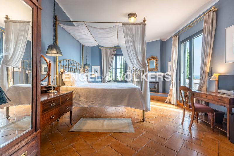 Foto a17d6649-e001-42ed-8a5f-49465b7a6f35. Casa inversión con alma casa única con potencial residencial y turístico. en Zufre