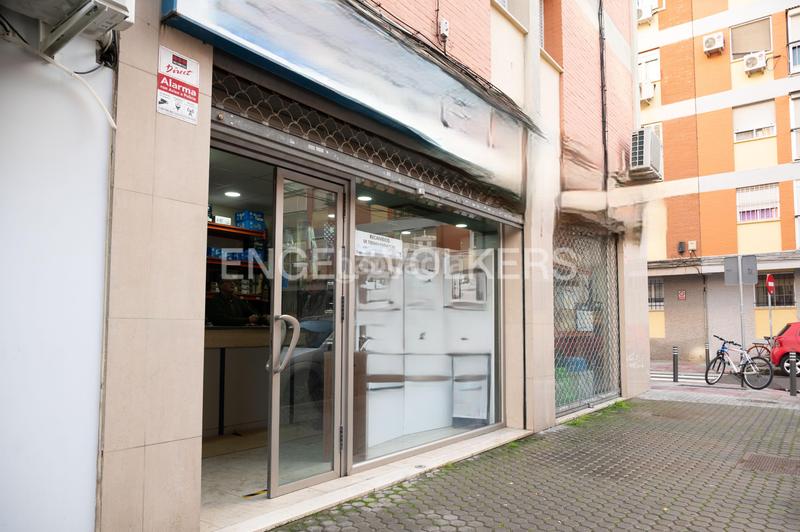 Foto c4bf54ef-def9-4931-9fa7-fb48948e92f6. Pis amb calefacció a Triana Oeste Sevilla