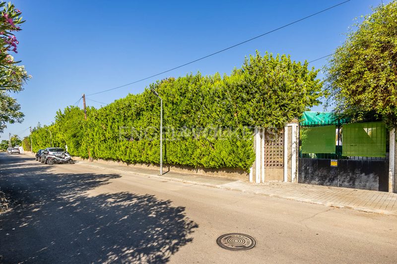 Foto 4e5d1d62-6338-45ec-aaed-020209e5bdf1. Casa amb calefacció piscina a Valencina de la Concepción