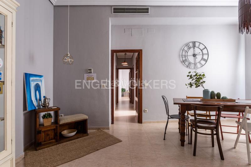 Foto 815facb7-8866-4bdd-b29f-b8e26cda8d42. Location appartement avec chauffage dans Santa Catalina Sevilla