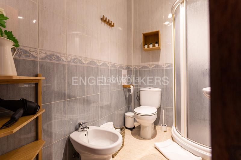 Foto 89666725-44b8-4d02-86f6-0ee502f45075. Location appartement avec chauffage dans Santa Catalina Sevilla