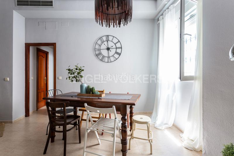 Foto c15e0359-640d-467b-aed5-5b94434db219. Location appartement avec chauffage dans Santa Catalina Sevilla