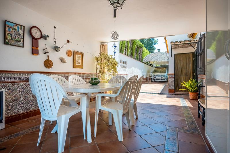 Foto 08db53cd-2e0f-4dfb-b0fe-fd519f9f55e4. Haus mit heizung in cerros de Montequinto Montequinto