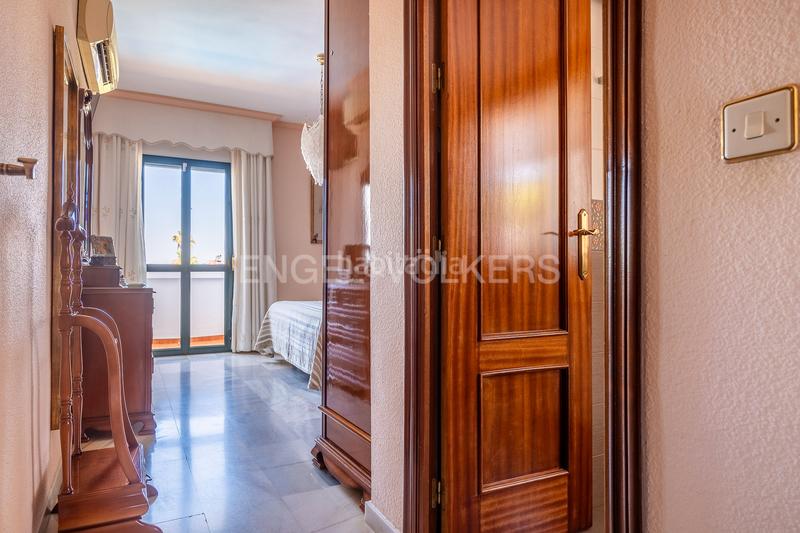 Foto 117d93c0-375c-47a7-94a9-629905a7e98f. Haus mit heizung in cerros de Montequinto Montequinto