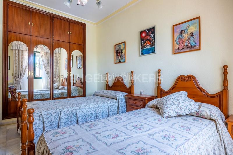 Foto 1921f9da-18eb-4b21-91b5-df7aeee4eece. Haus mit heizung in cerros de Montequinto Montequinto