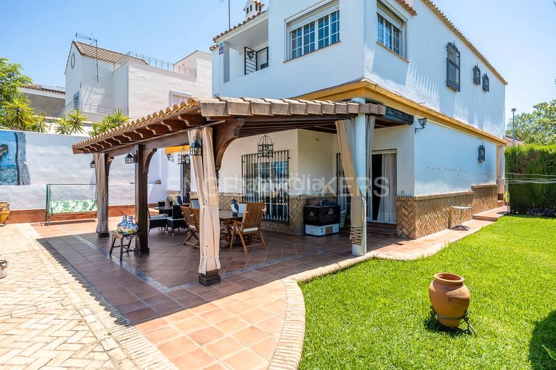 Foto aa0b407e-3de0-4ca8-a26c-e8870a88721a. Haus mit heizung in cerros de Montequinto Montequinto