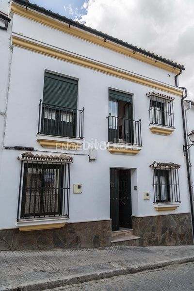 Foto dcb5ba5b-b26a-4f3c-80cf-f4103de728e9. Reihenhaus in Bosque (El)