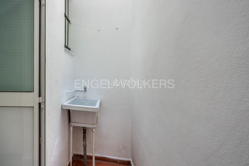 Foto 194e9c8a-0af9-4b1c-8e43-ebc1f2ab40cd. Casa adossada amb calefacció a Triana Este Sevilla