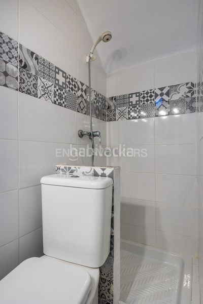 Foto 51cb63de-d19b-4b0c-be55-8fe7980626db. Casa adossada amb calefacció a Triana Este Sevilla
