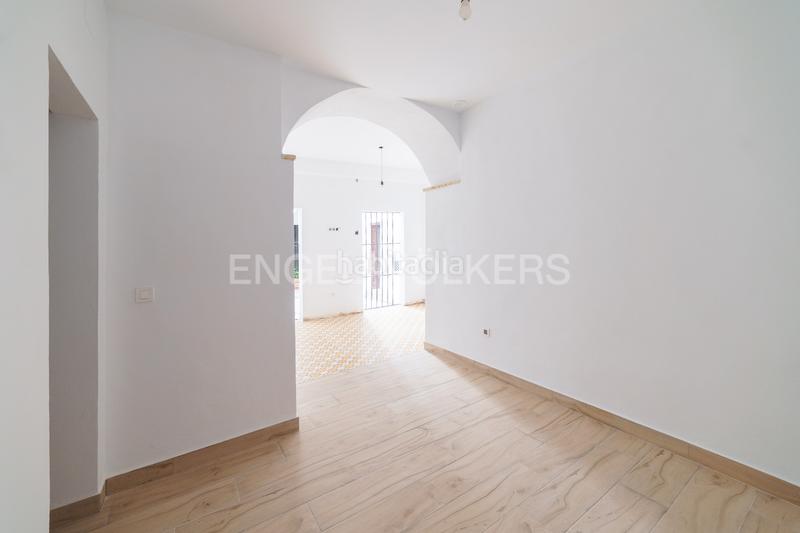 Foto 293989a7-8e07-43af-b4c8-2b4438c81214. Casa elegancia clásica en sanlúcar majestuosa casa histórica con patio privado en Sanlúcar de Barrameda