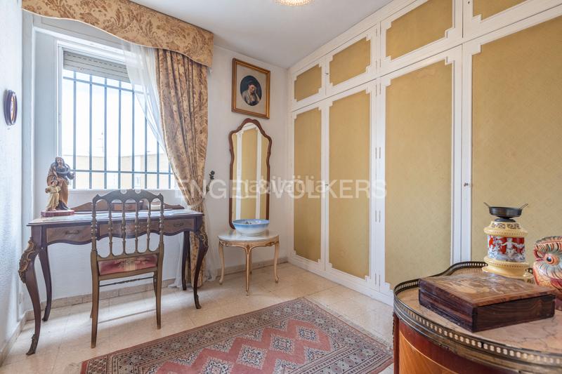 Foto 8a2011d9-bbb8-4834-8eec-a801420d41ea. Apartament amb calefacció a Barrio del Nervión Sevilla