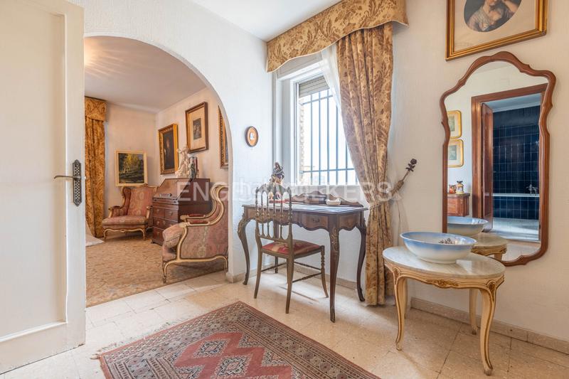 Foto db691c53-b1f8-4273-8508-39da469e987d. Apartament amb calefacció a Barrio del Nervión Sevilla