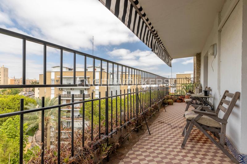 Foto f193647b-86c3-4d02-9506-a4b9a0be2ecb. Apartament amb calefacció a Barrio del Nervión Sevilla