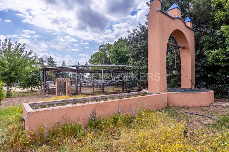 Foto 10d7a501-5a41-4044-81dd-133706db0644. Casa finca única para quienes valoran lo excepcional en Bollullos de la Mitación